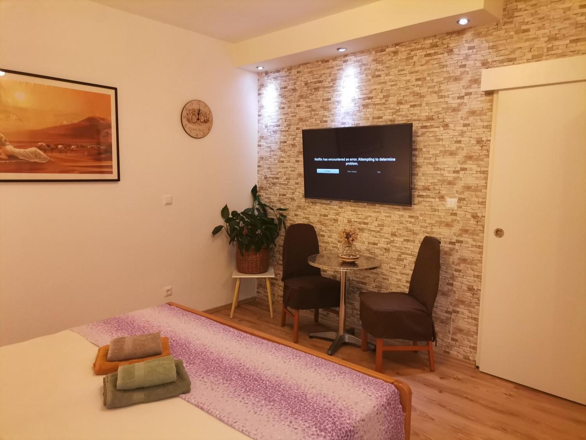 Apartments Green & Orange フヴァル エクステリア 写真