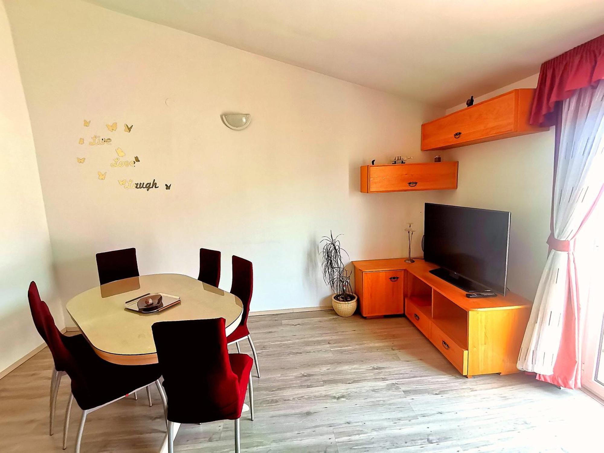 Apartments Green & Orange フヴァル エクステリア 写真