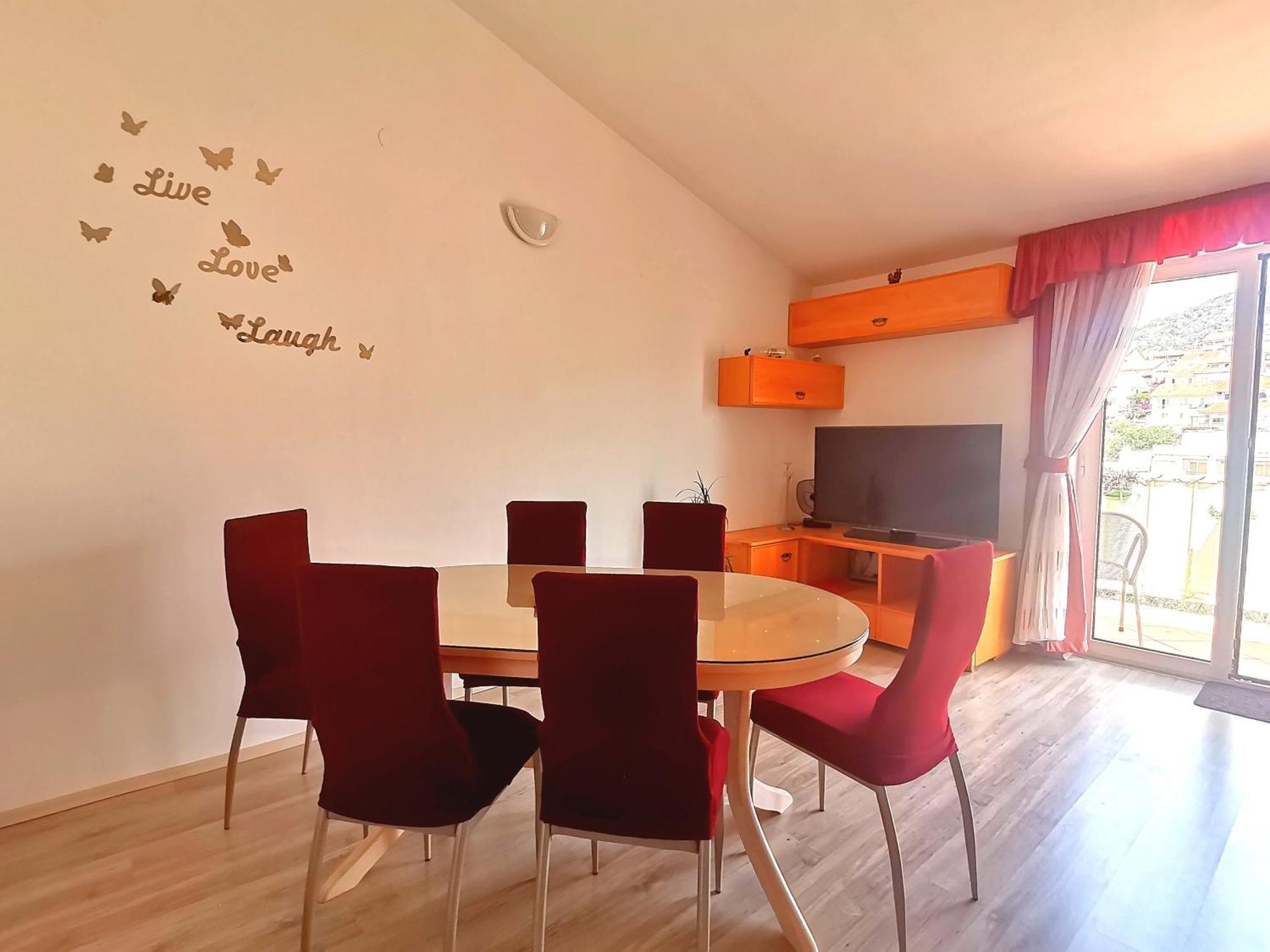 Apartments Green & Orange フヴァル 部屋 写真